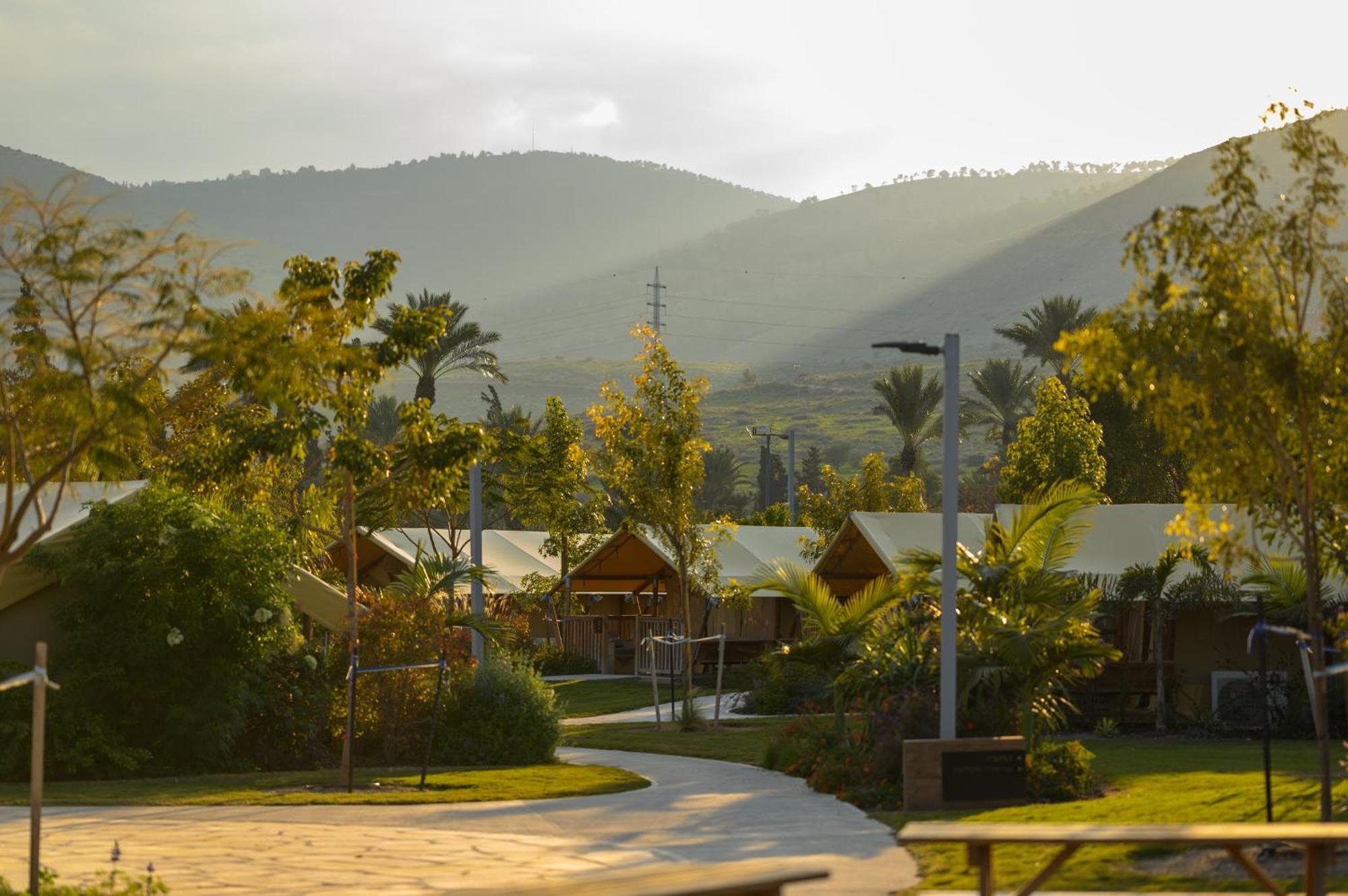 Layla Glamping Hotell Nir David Exteriör bild