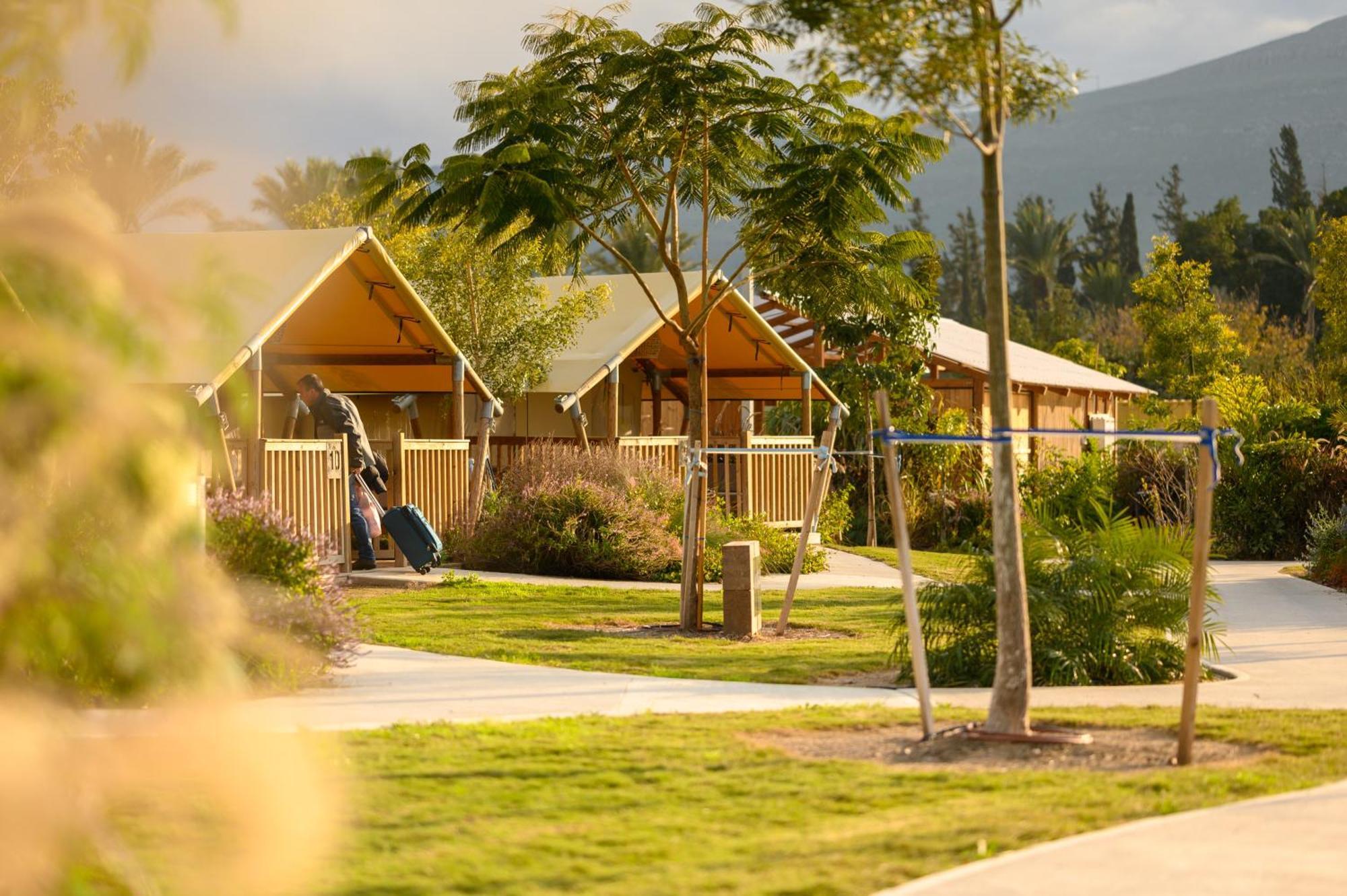 Layla Glamping Hotell Nir David Exteriör bild