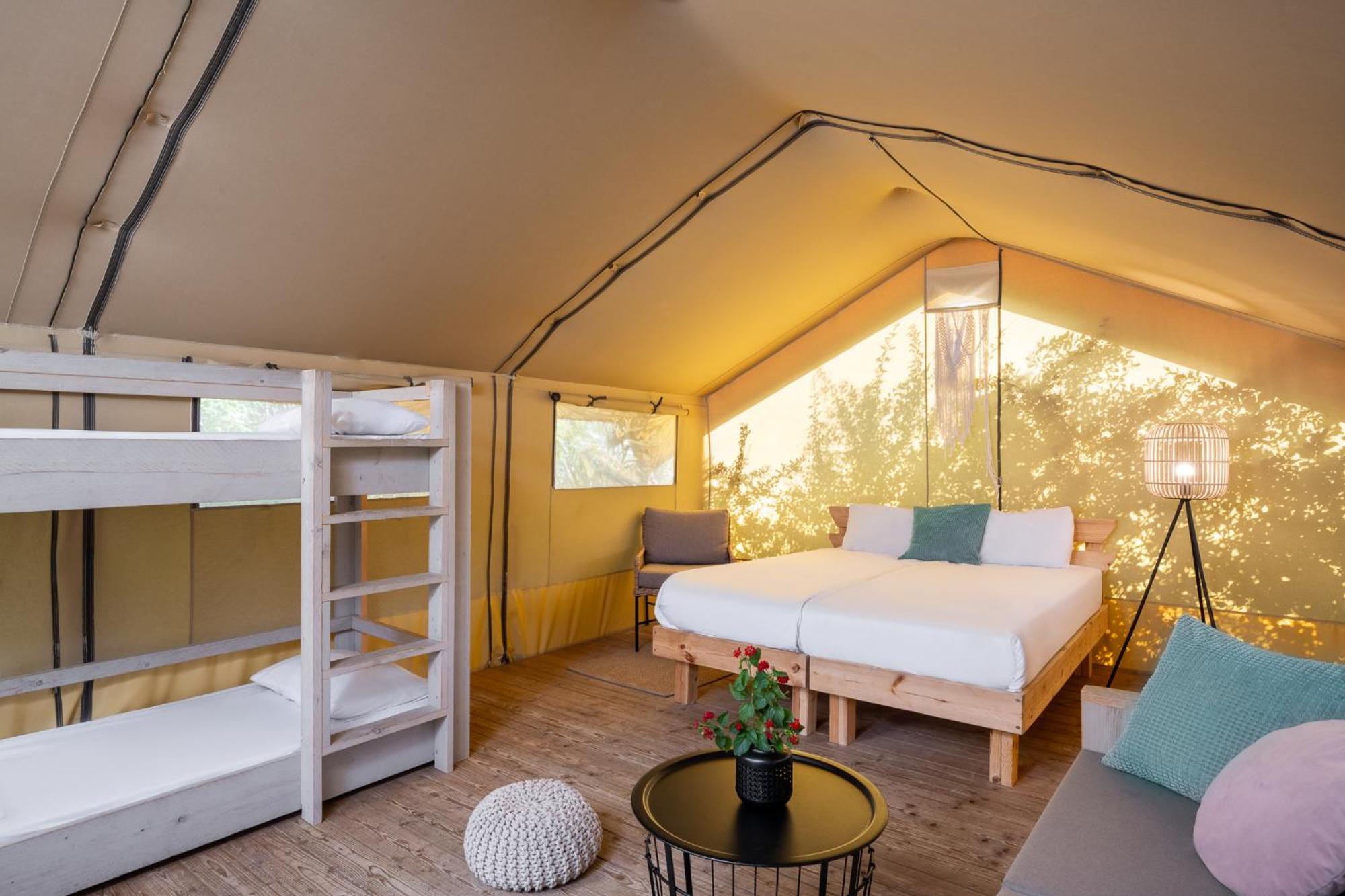 Layla Glamping Hotell Nir David Exteriör bild