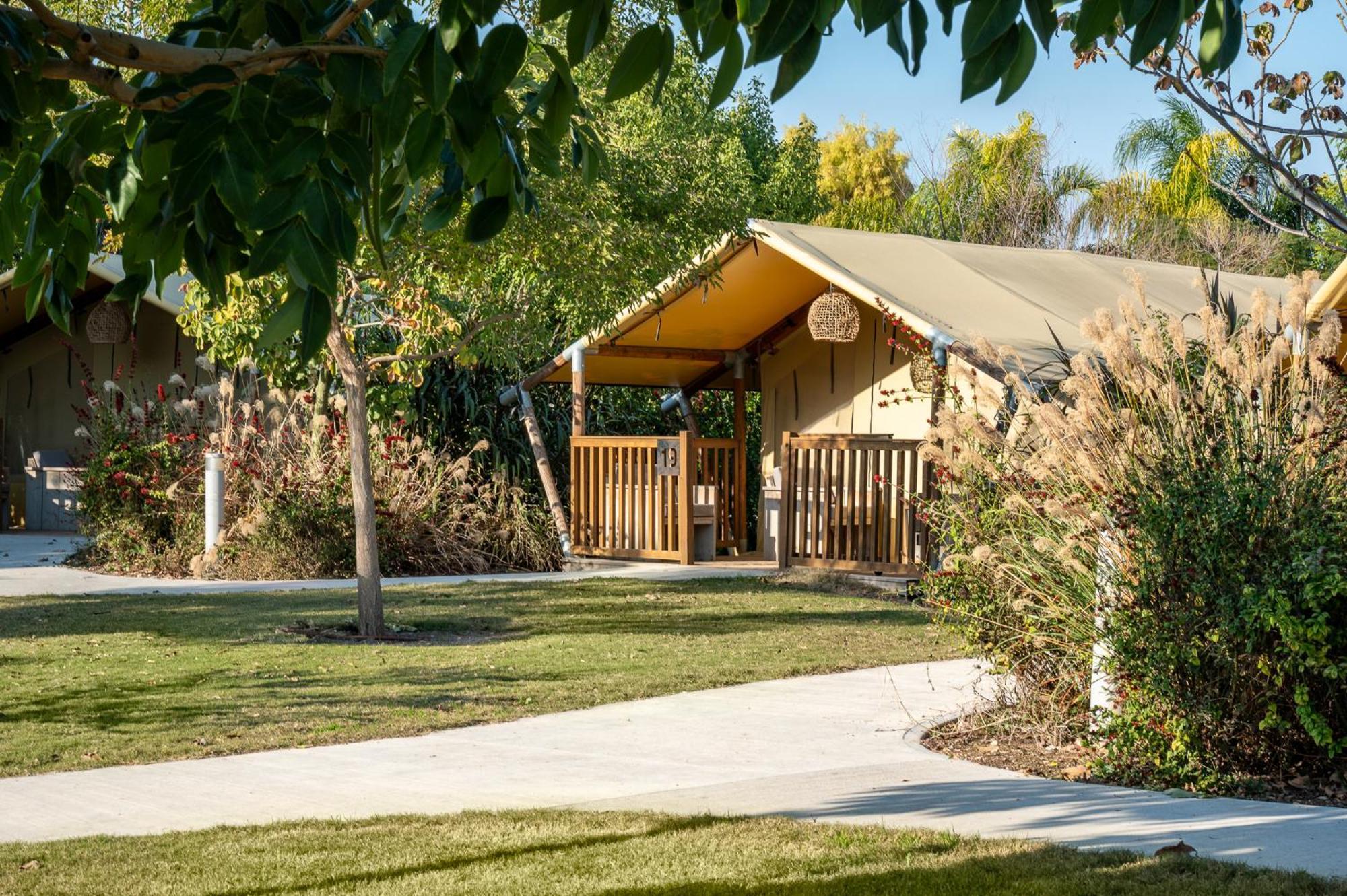 Layla Glamping Hotell Nir David Exteriör bild