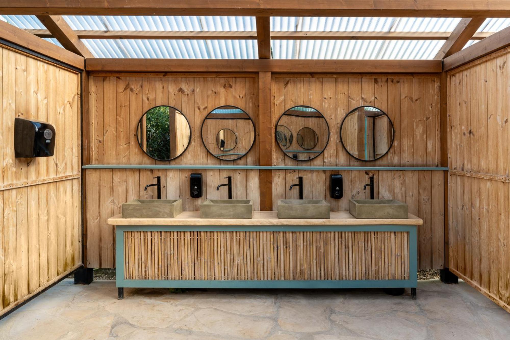 Layla Glamping Hotell Nir David Exteriör bild